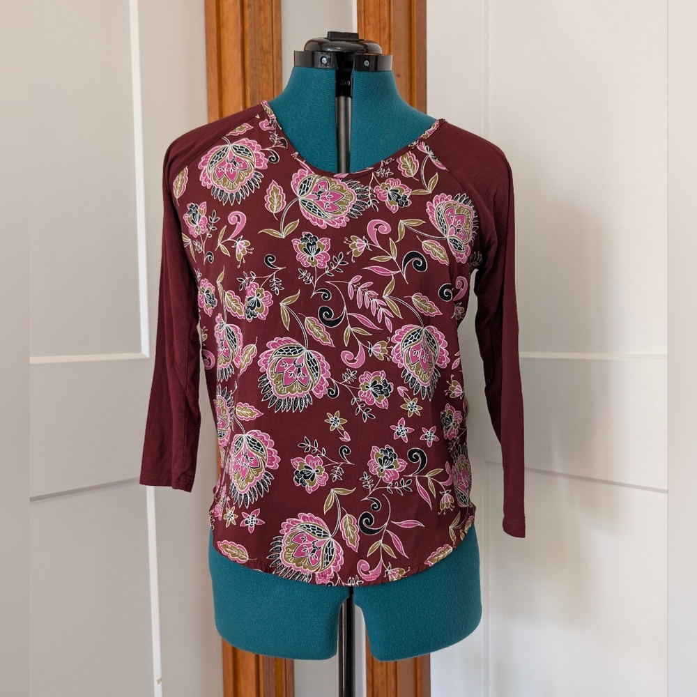 RARE ✨ The Limited | Size XS | Burgundy Floral Knit Top